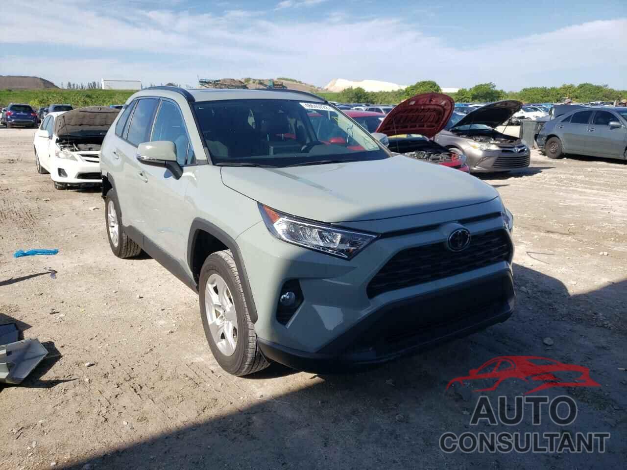 TOYOTA RAV4 2021 - 2T3W1RFV4MW132694