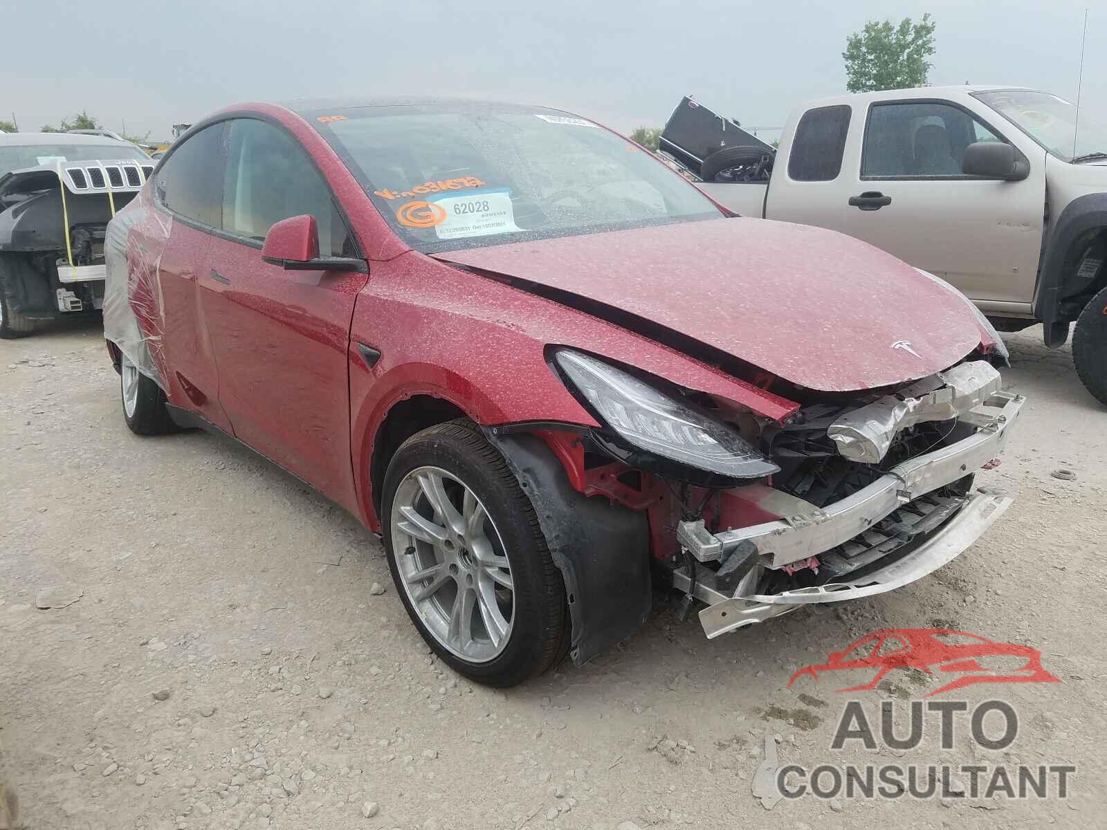 TESLA MODEL Y 2020 - 5YJYGDEE4LF031672