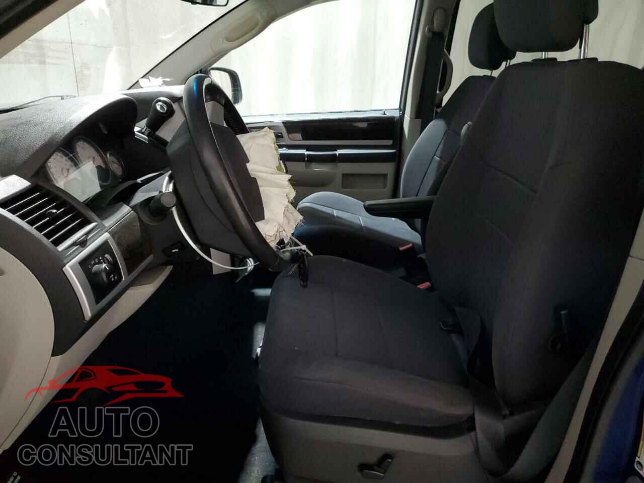 DODGE CARAVAN 2010 - 2D4RN5D13AR331173