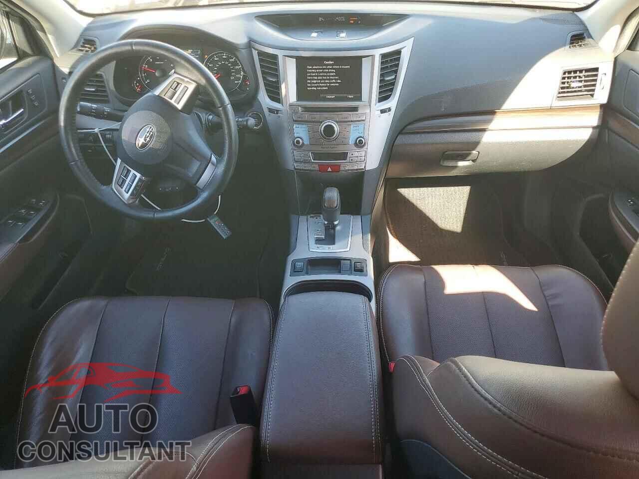 SUBARU OUTBACK 2013 - 4S4BRBSC8D3292093