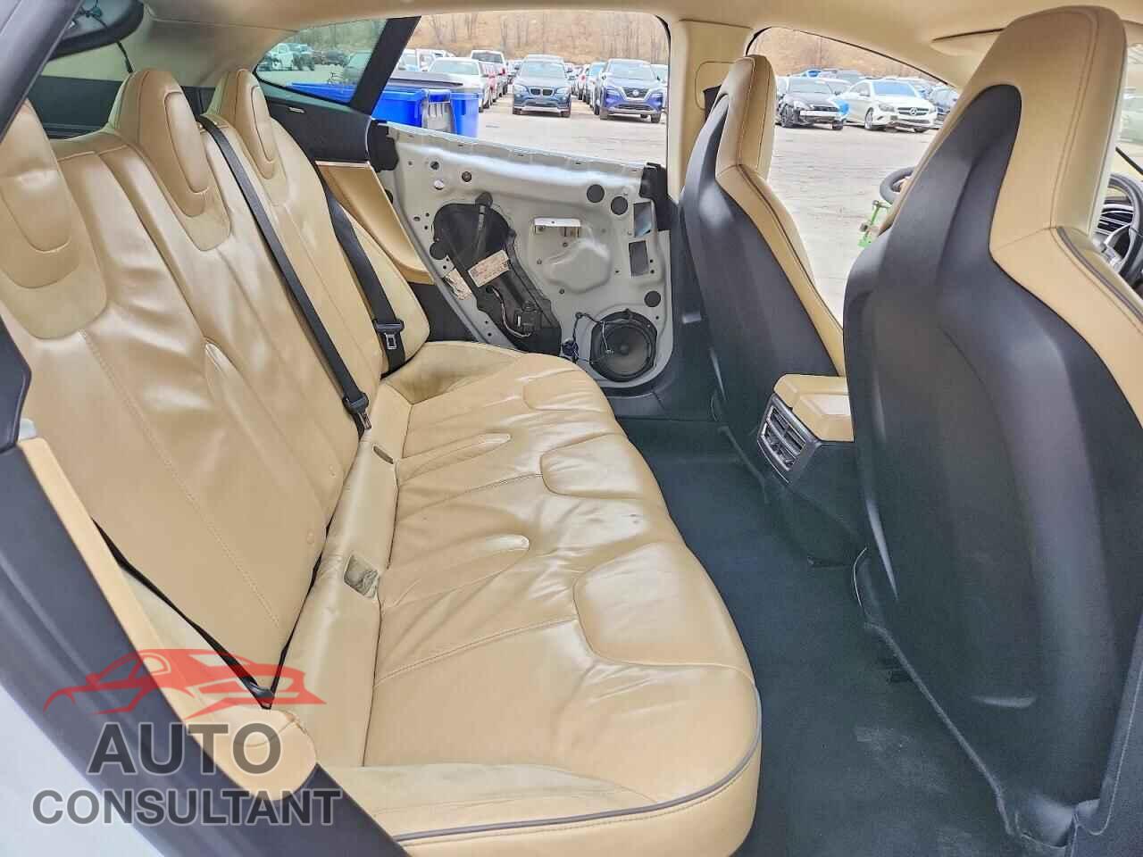 TESLA MODEL S 2013 - 5YJSA1CP6DFP08863