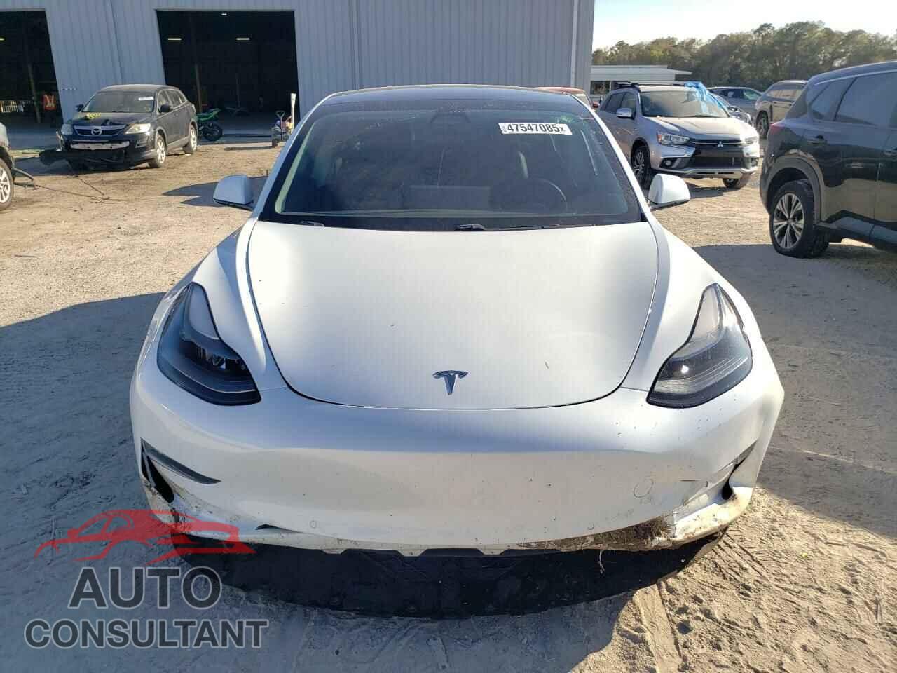 TESLA MODEL 3 2021 - 5YJ3E1EAXMF908338