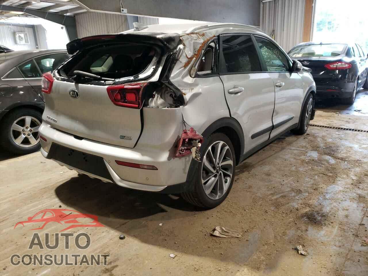 KIA NIRO 2017 - KNDCE3LC5H5048971