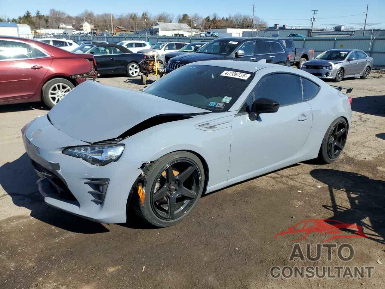 TOYOTA 86 2018 - JF1ZNAE12J8700353