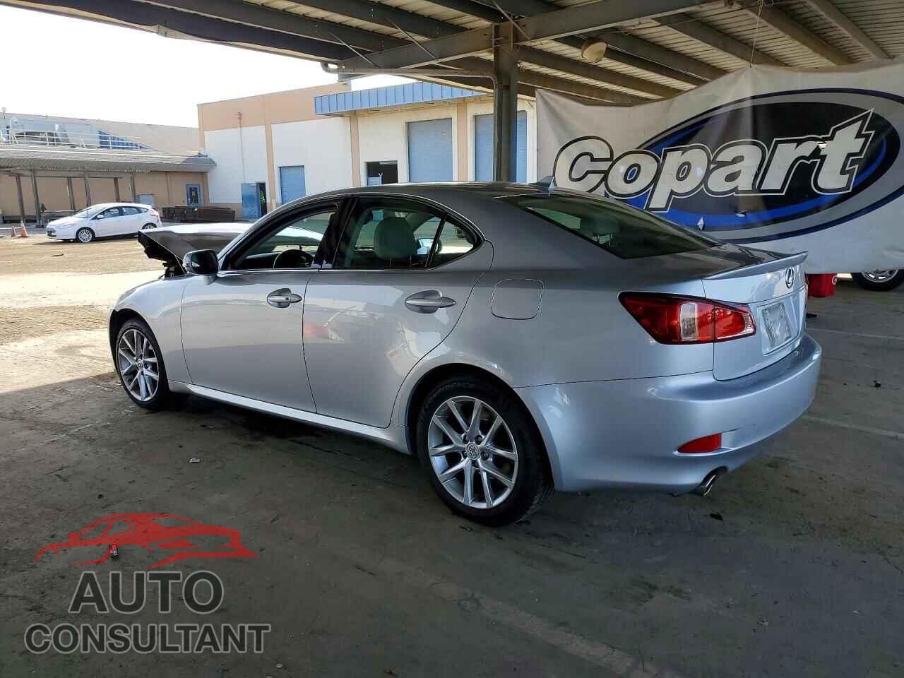 LEXUS IS 2011 - JTHBF5C24B5150652