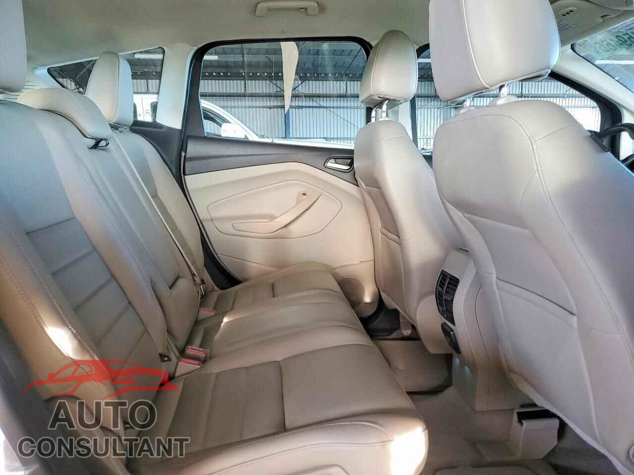 FORD CMAX 2013 - 1FADP5BU0DL549024