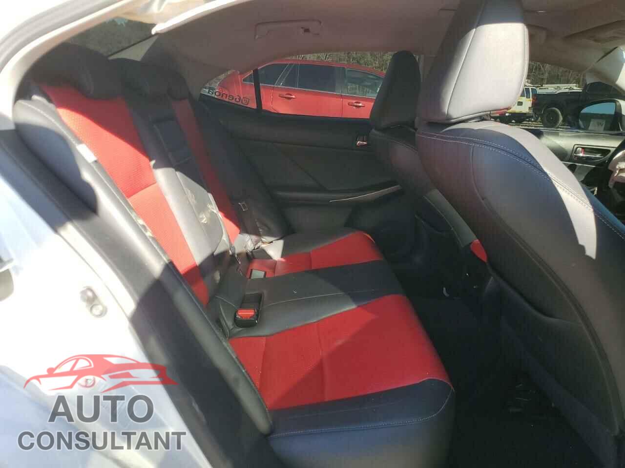 LEXUS IS 2016 - JTHBA1D26G5025469