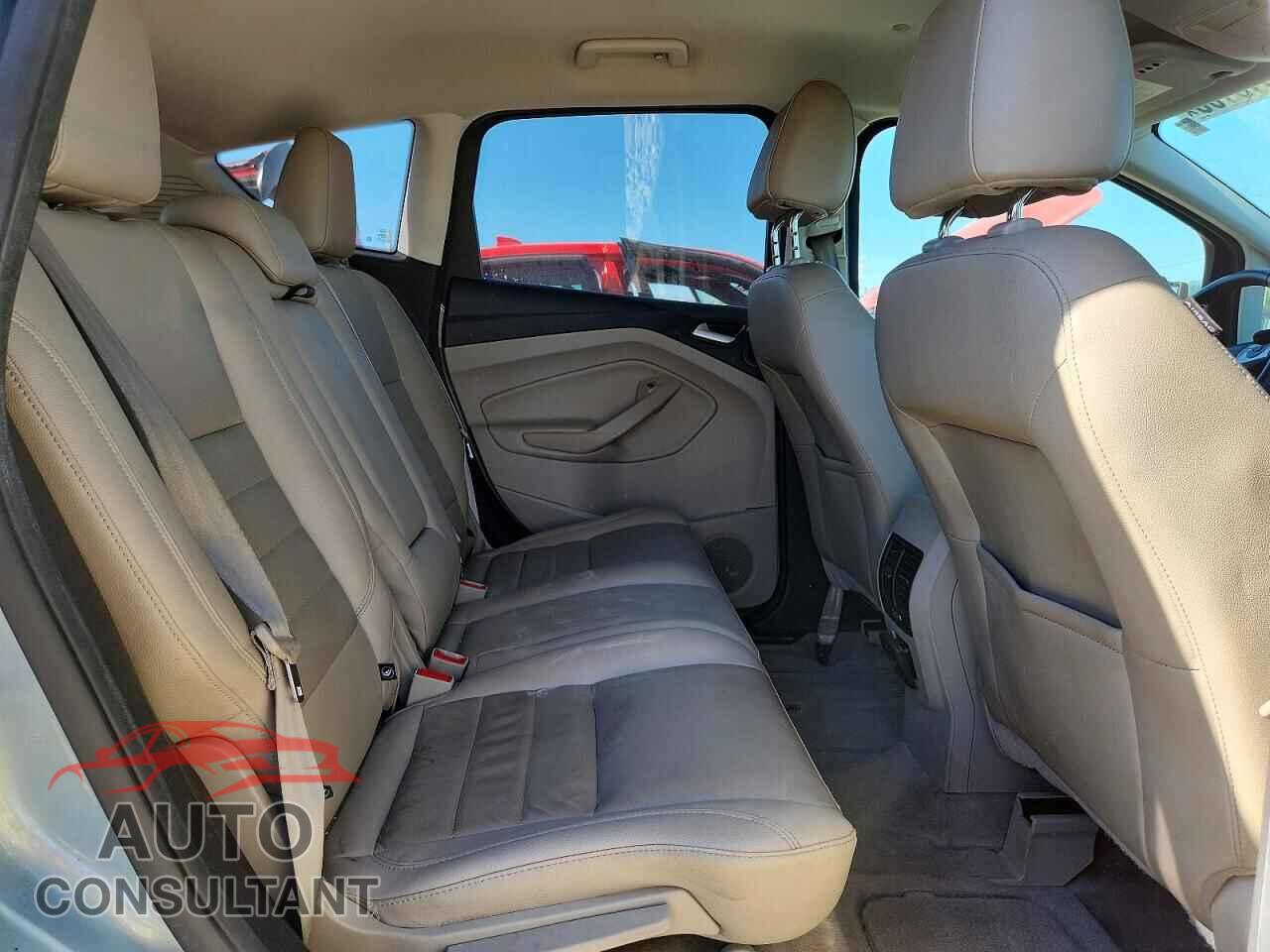 FORD CMAX 2014 - 1FADP5CU6EL501625