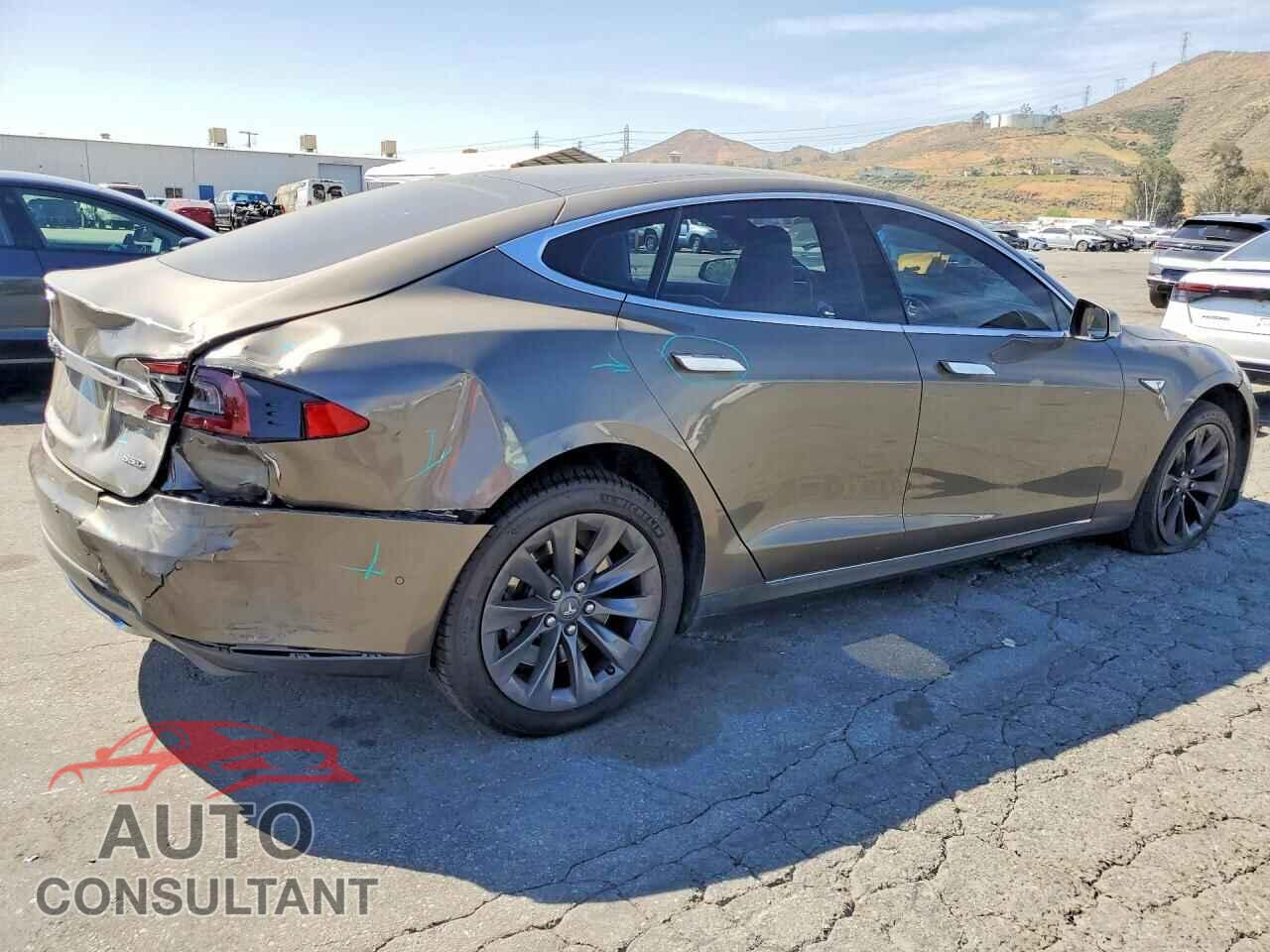 TESLA MODEL S 2016 - 5YJSA1E20GF123881