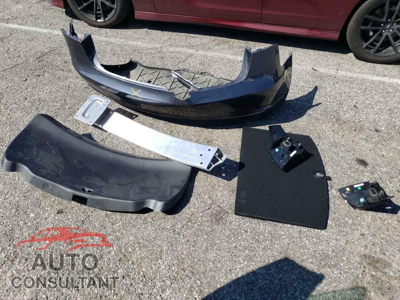 TESLA MODEL 3 2021 - 5YJ3E1EA1MF982098