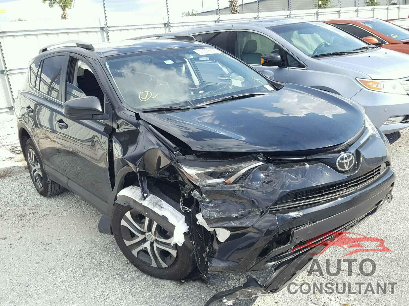 TOYOTA RAV4 LE 2018 - 2T3ZFREV9JW440617