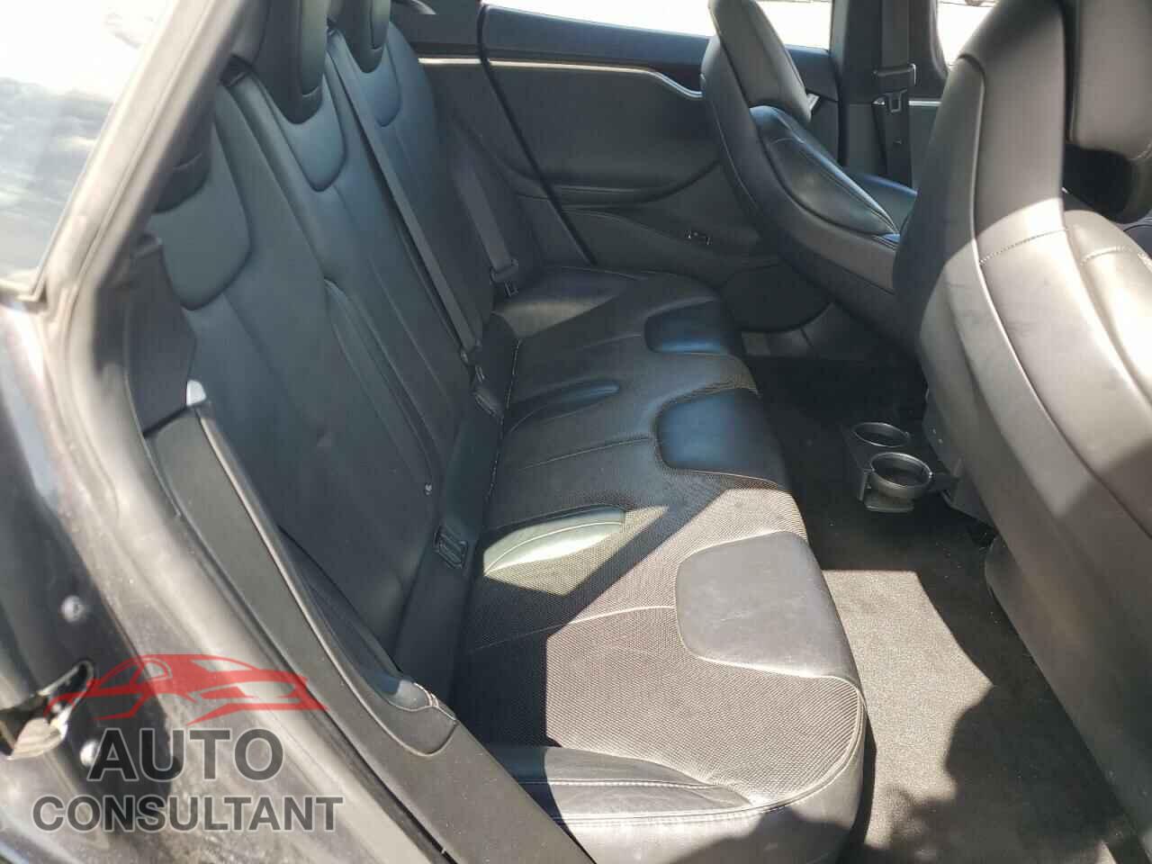 TESLA MODEL S 2016 - 5YJSA1E41GF173254