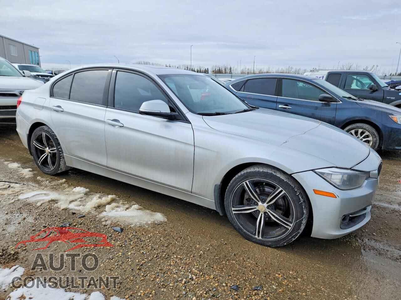 BMW 3 SERIES 2013 - WBA3B3C52DF537694