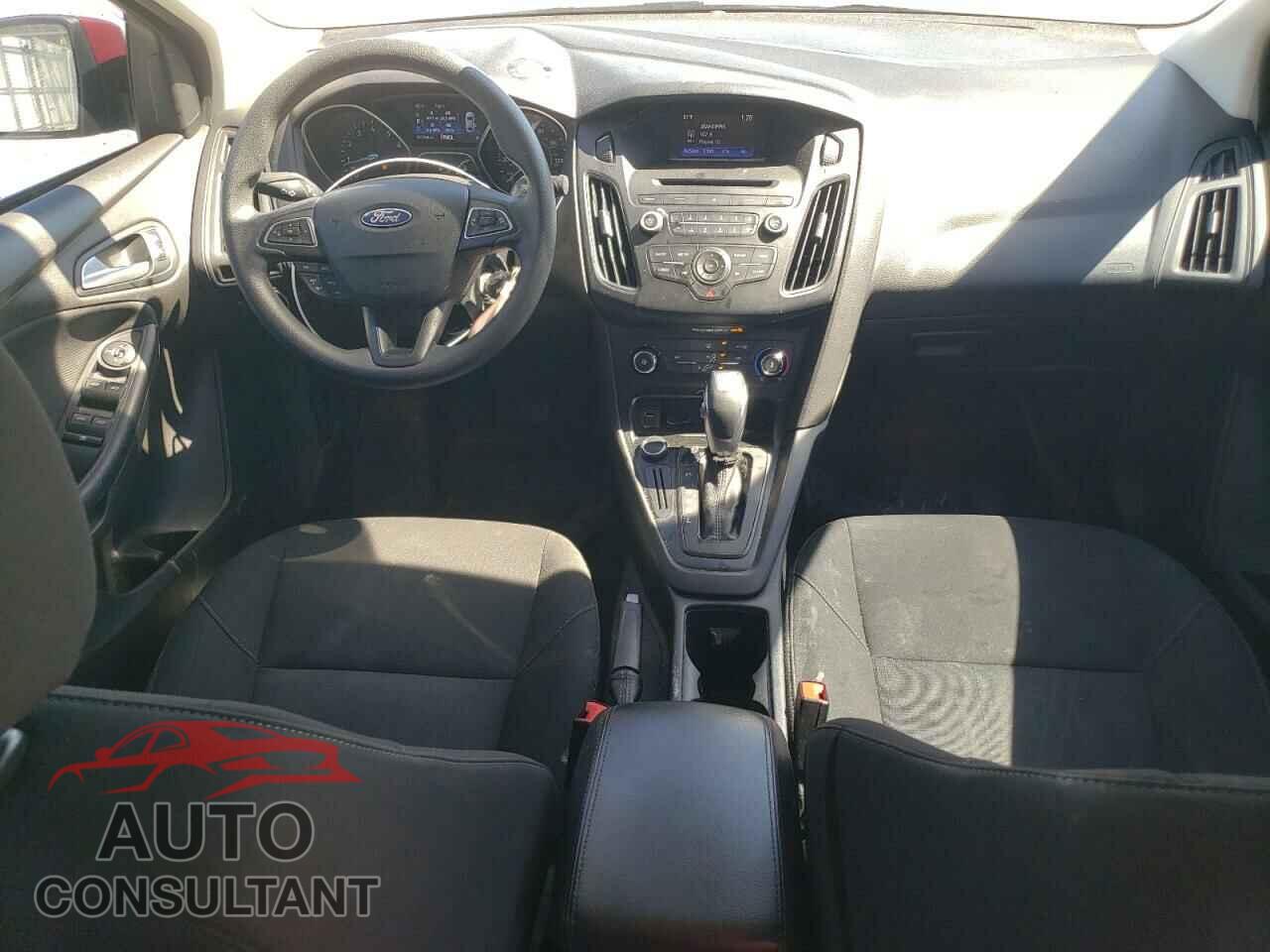 FORD FOCUS 2015 - 1FADP3F28FL344910