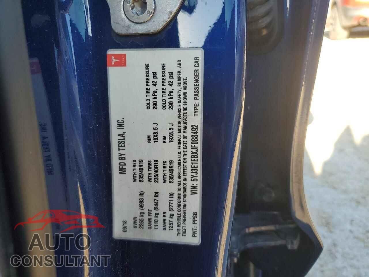 TESLA MODEL 3 2018 - 5YJ3E1EBXJF088492