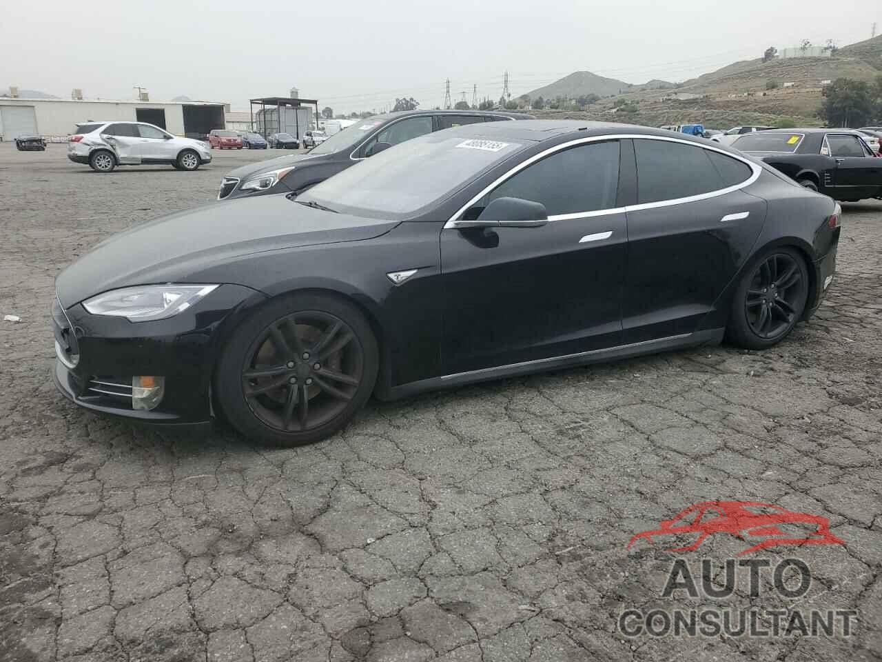 TESLA MODEL S 2013 - 5YJSA1DN1DFP07973