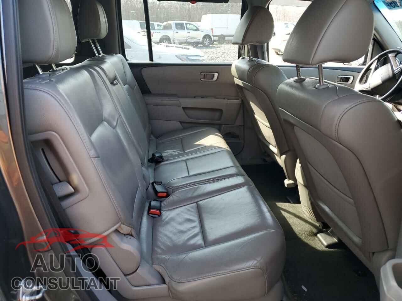 HONDA PILOT 2013 - 5FNYF4H76DB076744