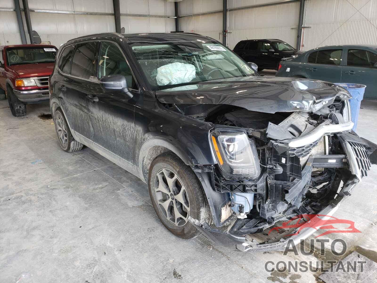 KIA TELLURIDE 2020 - 5XYP3DHC7LG011183