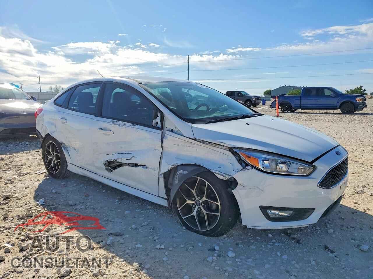 FORD FOCUS 2015 - 1FADP3F28FL280836