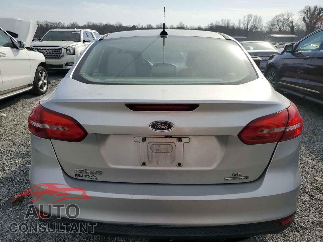 FORD FOCUS 2016 - 1FADP3F27GL205630