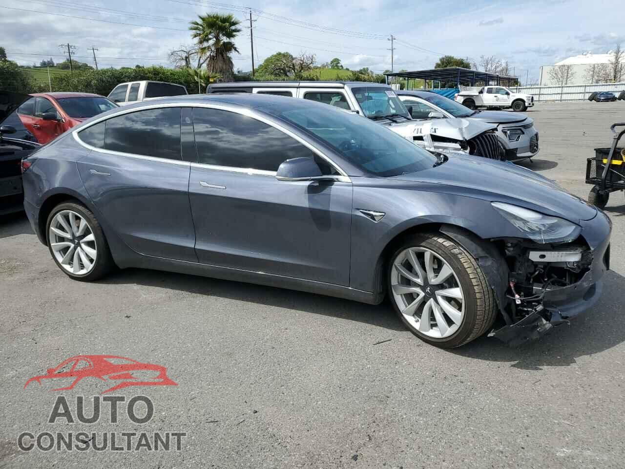 TESLA MODEL 3 2018 - 5YJ3E1EA3JF047080