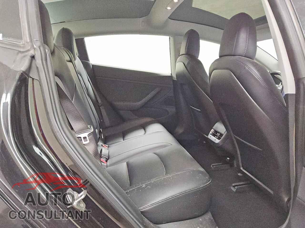TESLA MODEL 3 2018 - 5YJ3E1EA9JF028078