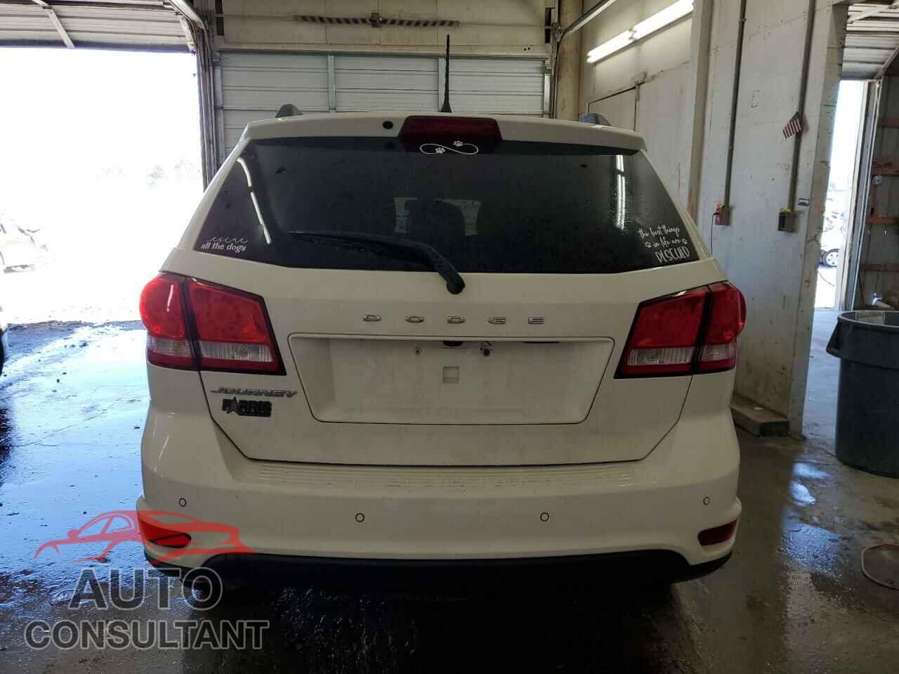 DODGE JOURNEY 2019 - 3C4PDCBBXKT872419
