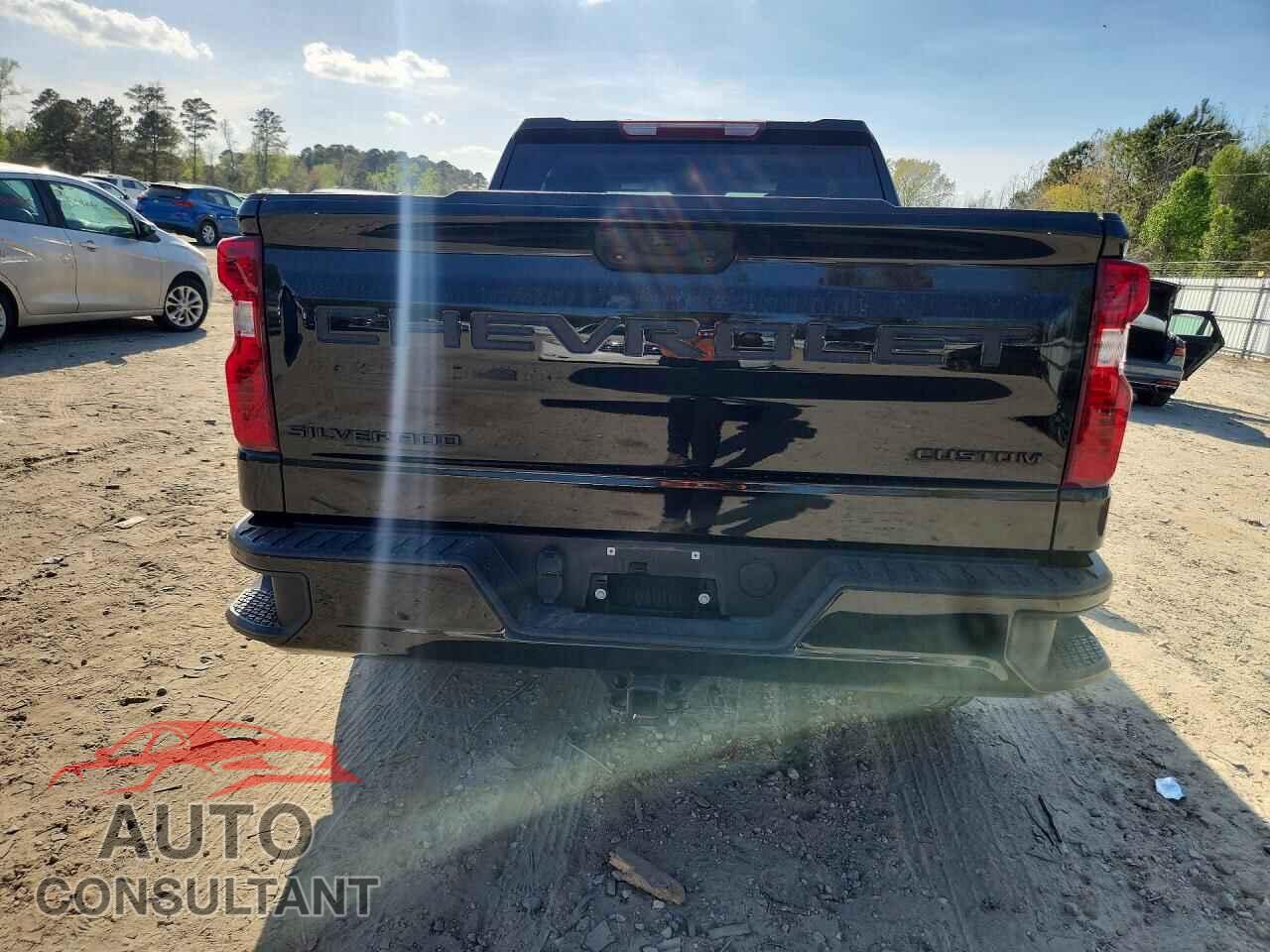 CHEVROLET SILVERADO 2023 - 1GCPDBEK0PZ106026
