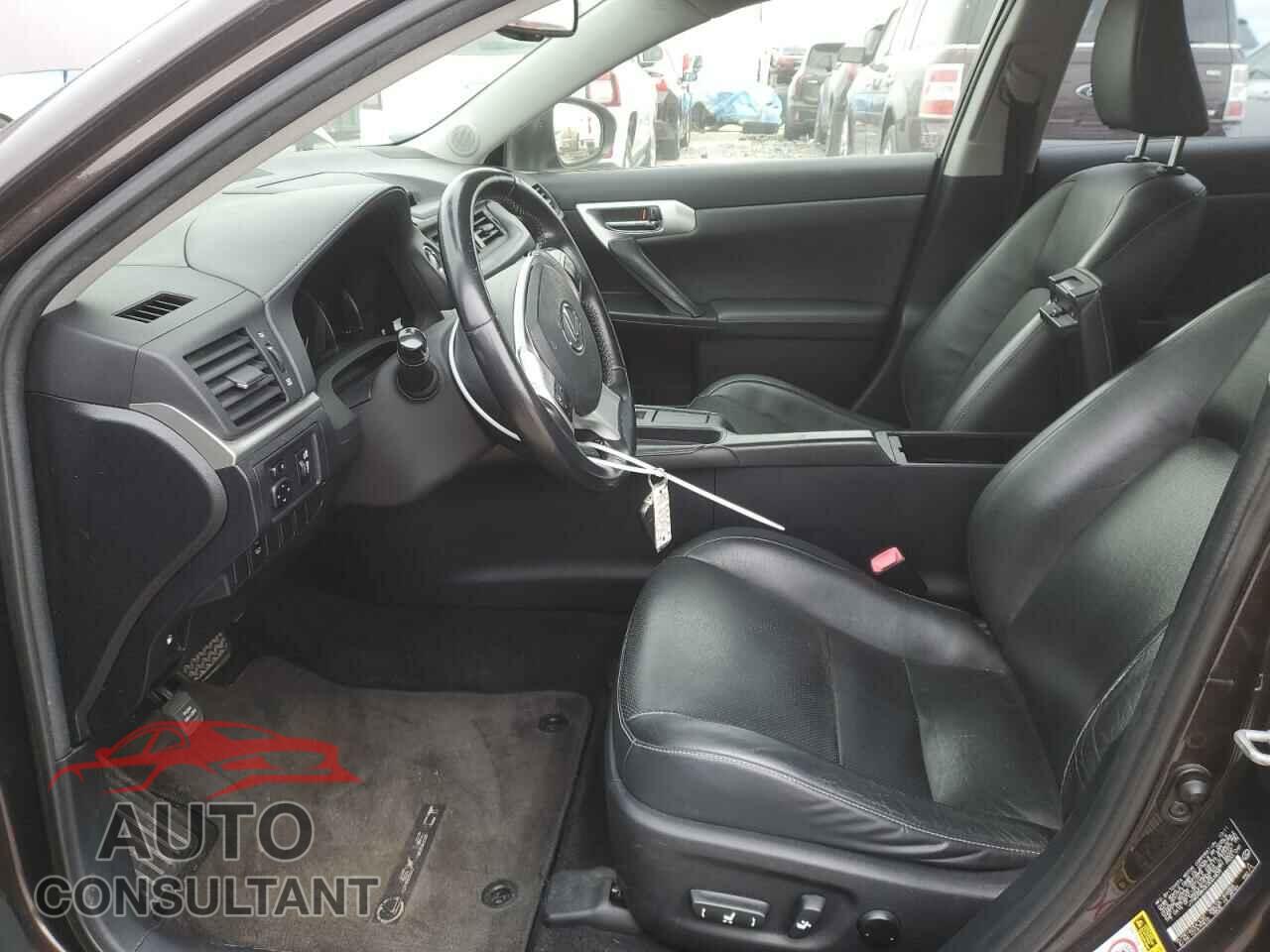 LEXUS CT 200 2012 - JTHKD5BH3C2063839