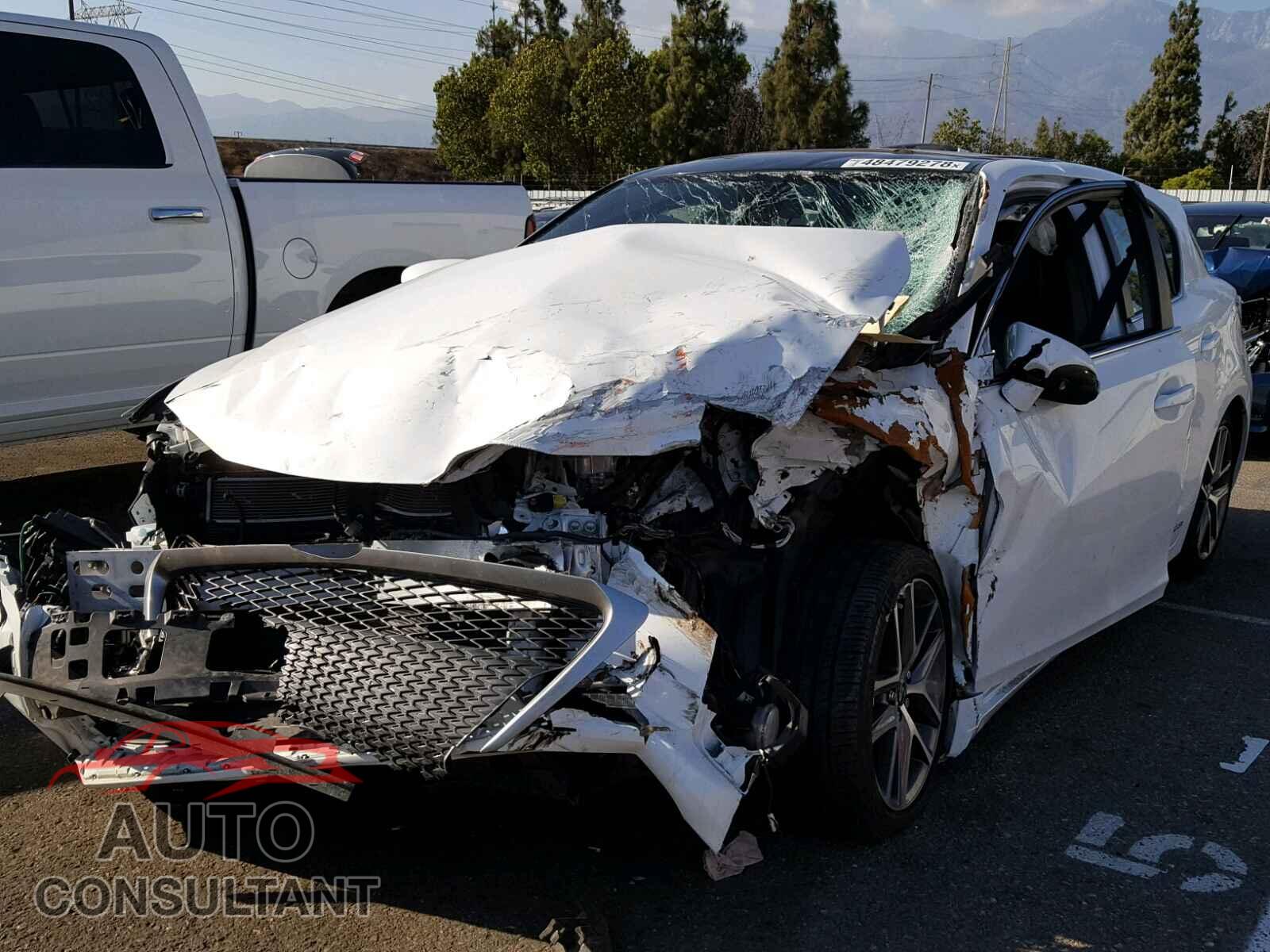 LEXUS CT 200 2015 - JTHKD5BH3F2246887