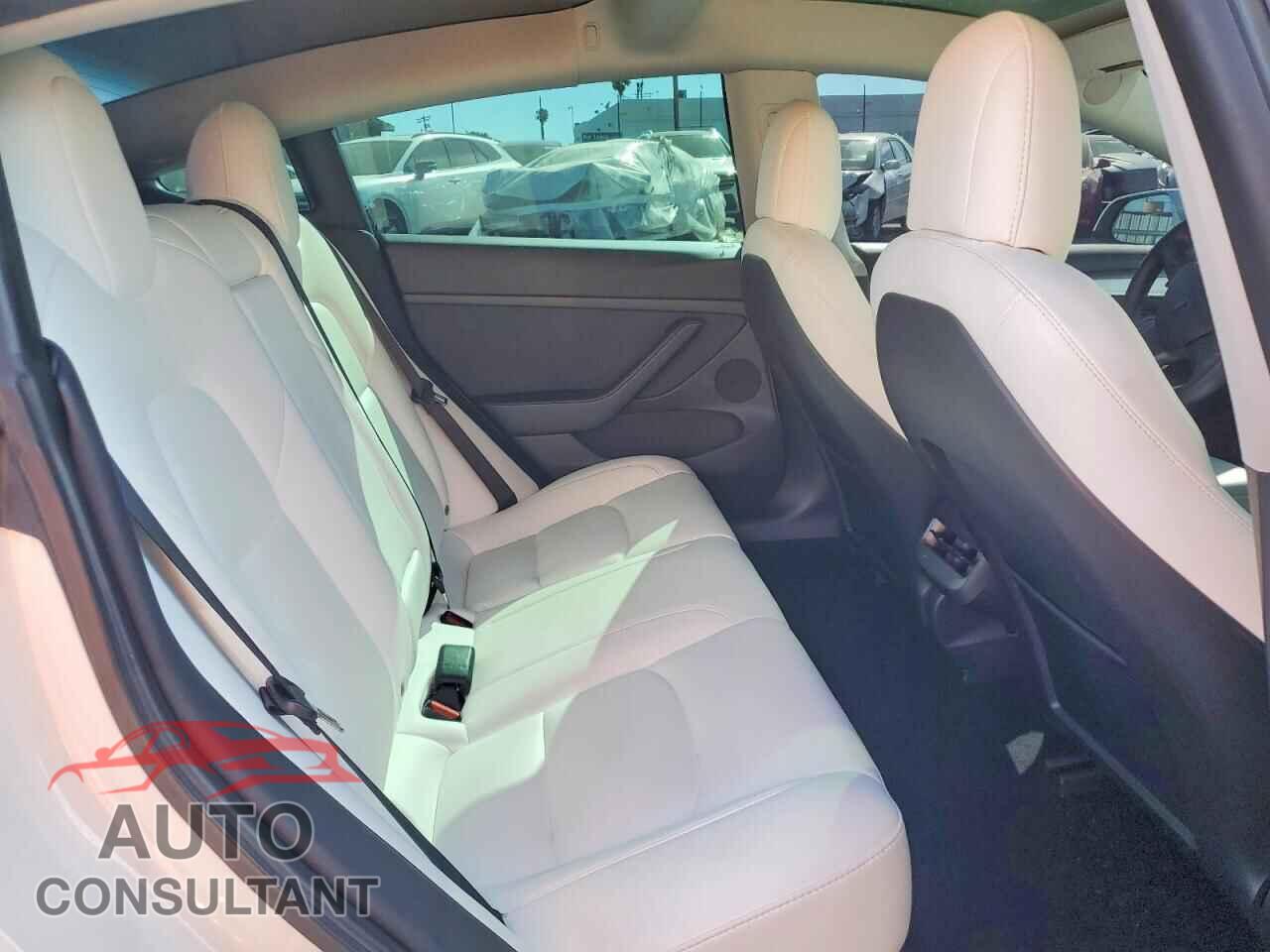 TESLA MODEL 3 2021 - 5YJ3E1EA4MF024864