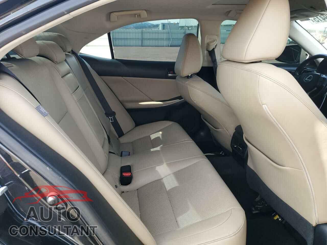 LEXUS IS 2017 - JTHCM1D29H5018836