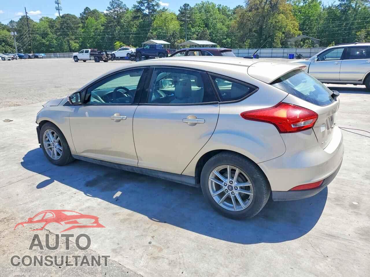 FORD FOCUS 2017 - 1FADP3K28HL208947