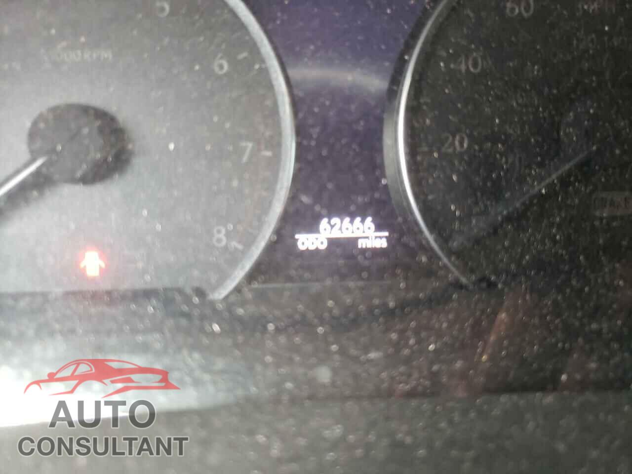 LEXUS LS 2016 - JTHCL5EF5G5026197