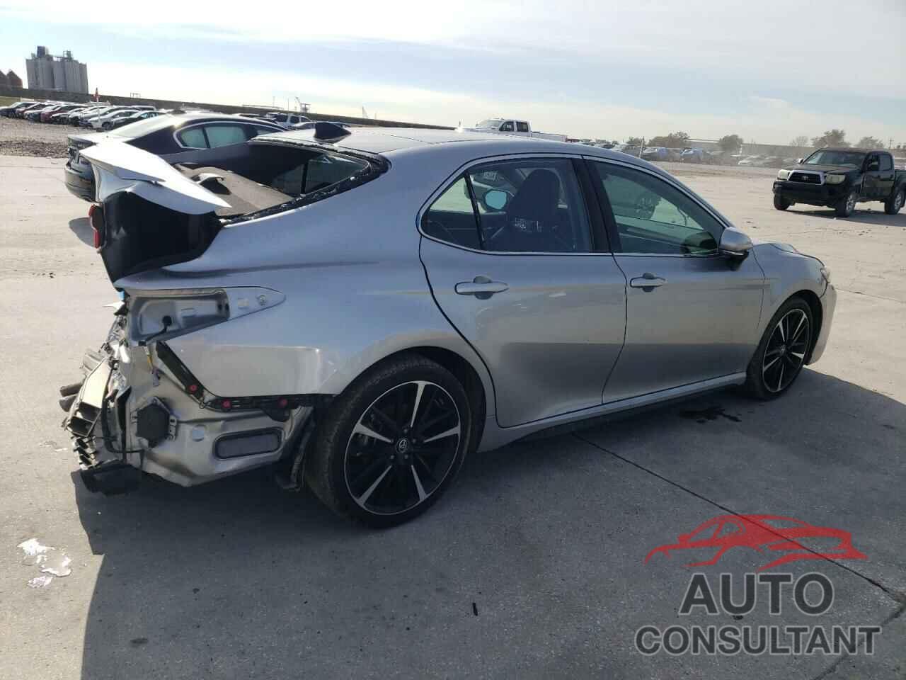 TOYOTA CAMRY 2019 - 4T1B61HK8KU294788