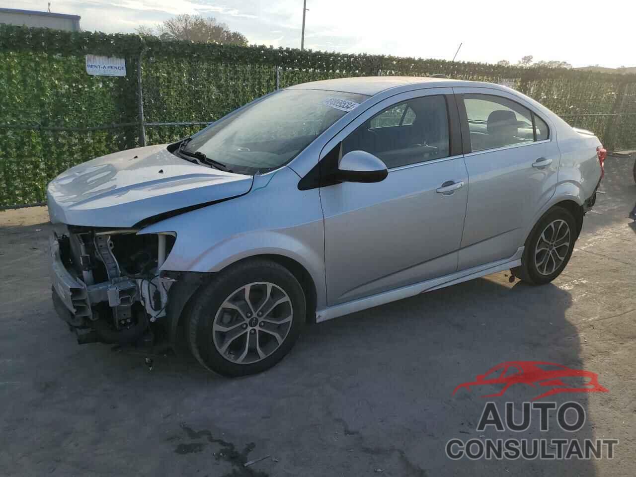 CHEVROLET SONIC 2019 - 1G1JD5SB5K4133717