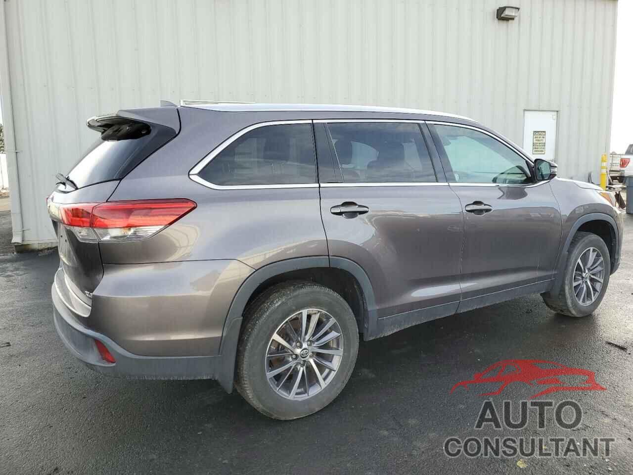 TOYOTA HIGHLANDER 2019 - 5TDKZRFH5KS559396