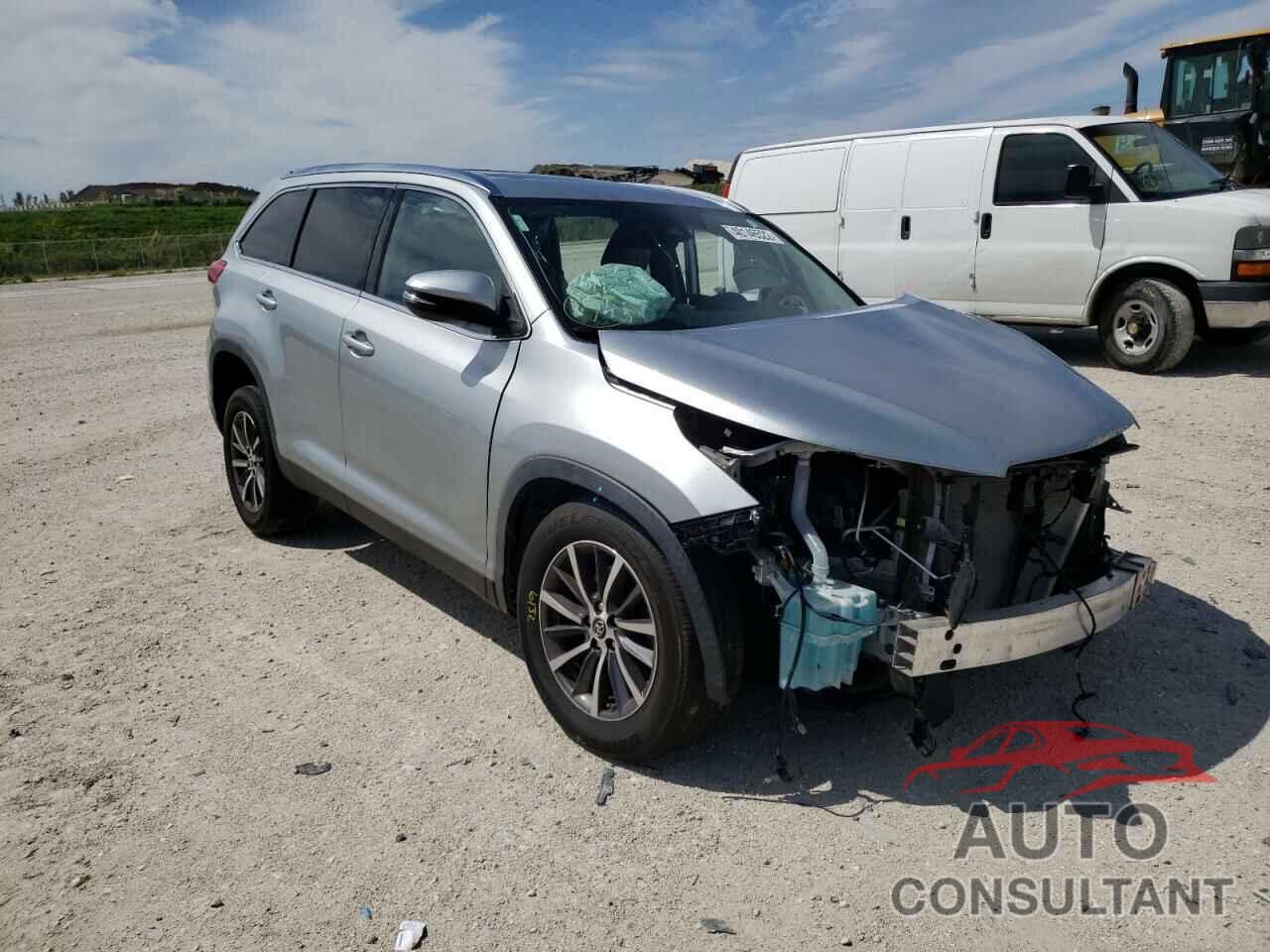TOYOTA HIGHLANDER 2019 - 5TDKZRFH1KS568502