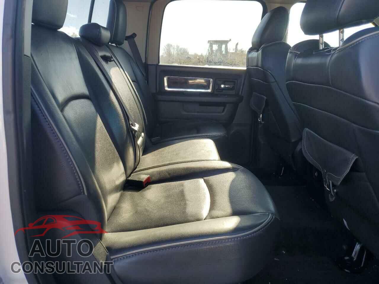 DODGE RAM 1500 2012 - 1C6RD7PT8CS295109