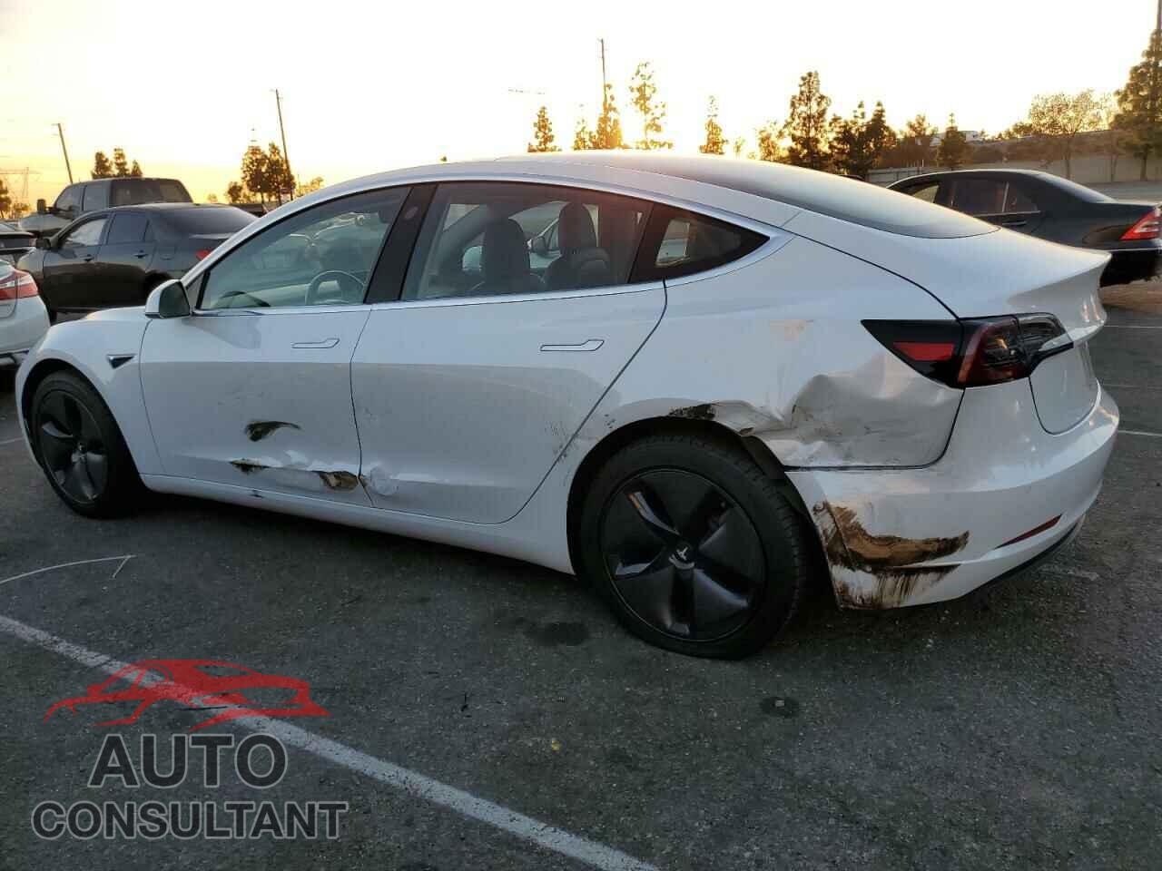 TESLA MODEL 3 2018 - 5YJ3E1EA2JF057731