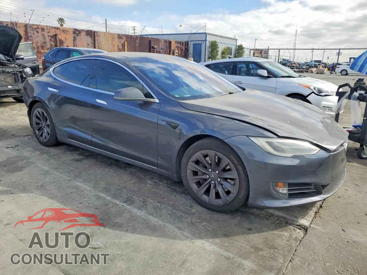 TESLA MODEL S 2017 - 5YJSA1E26HF219371