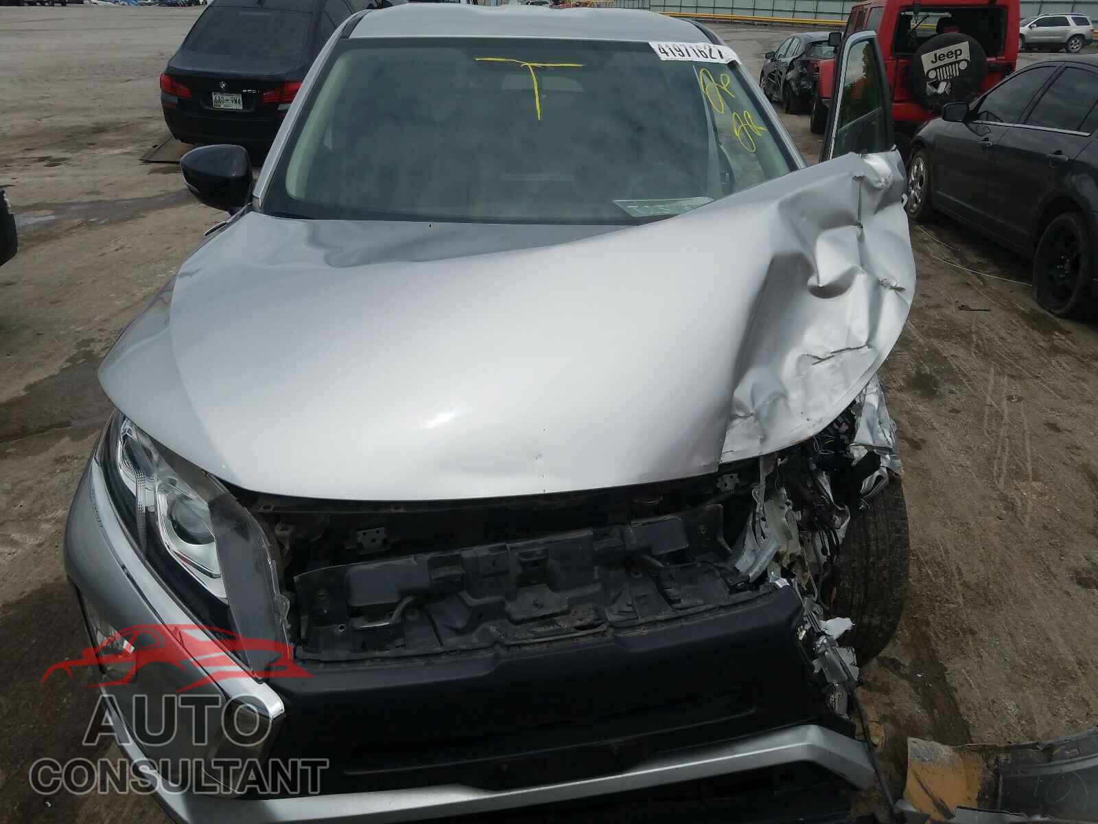MITSUBISHI ECLIPSE 2018 - JA4AT4AA5JZ065105