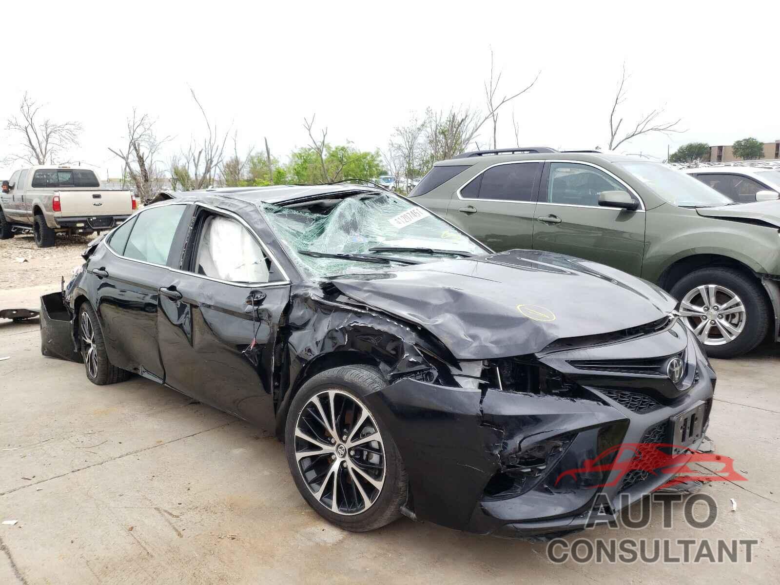 TOYOTA CAMRY 2020 - 4T1G11AK1LU879633