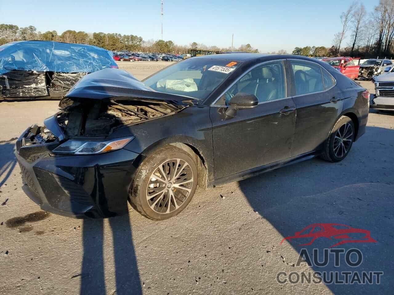 TOYOTA CAMRY 2018 - 4T1B11HK9JU610003