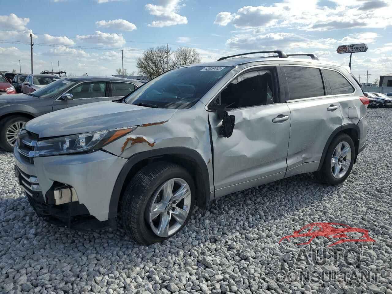 TOYOTA HIGHLANDER 2018 - 5TDDZRFH1JS865387