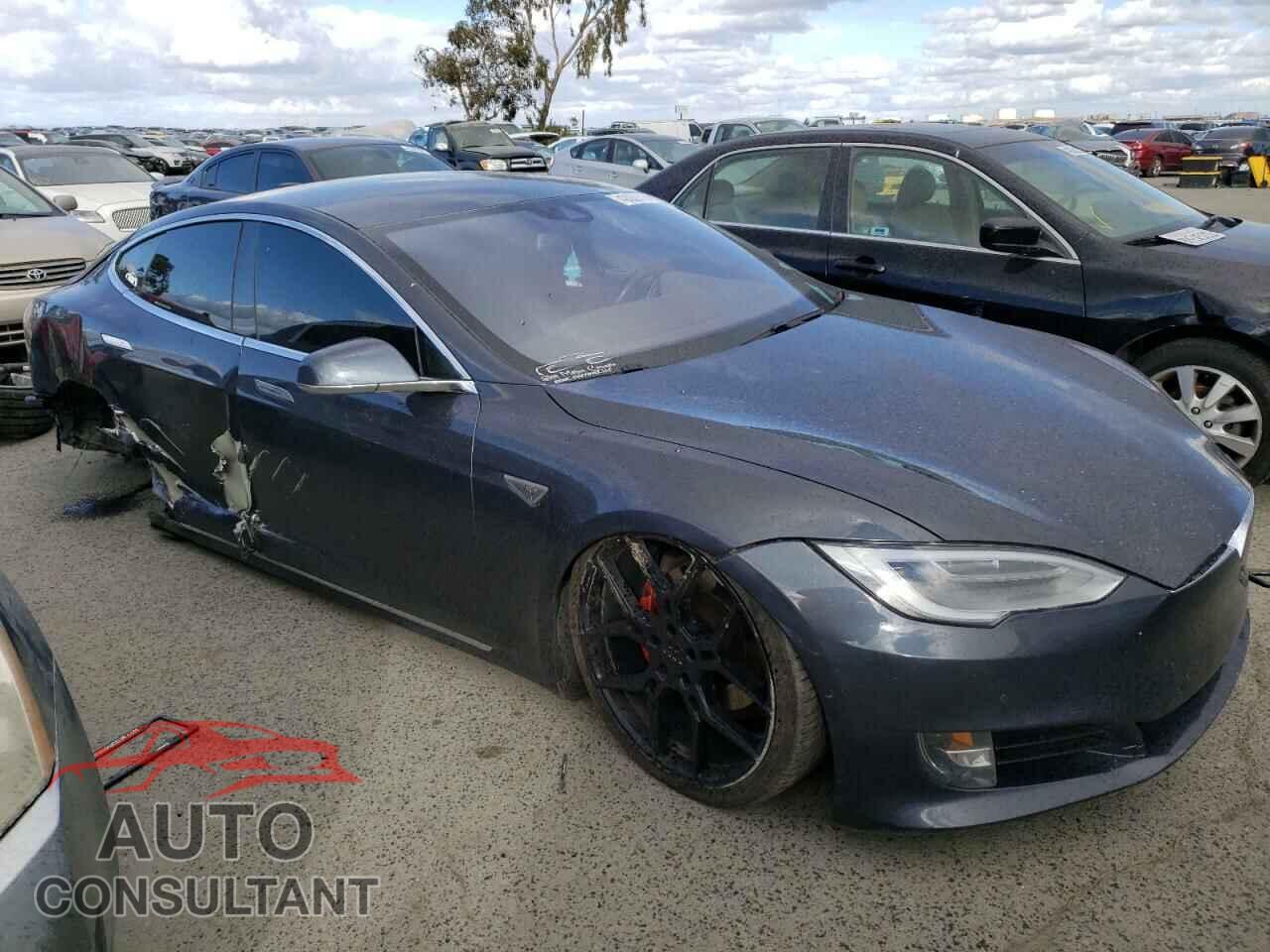 TESLA MODEL S 2016 - 5YJSA1E45GF144419