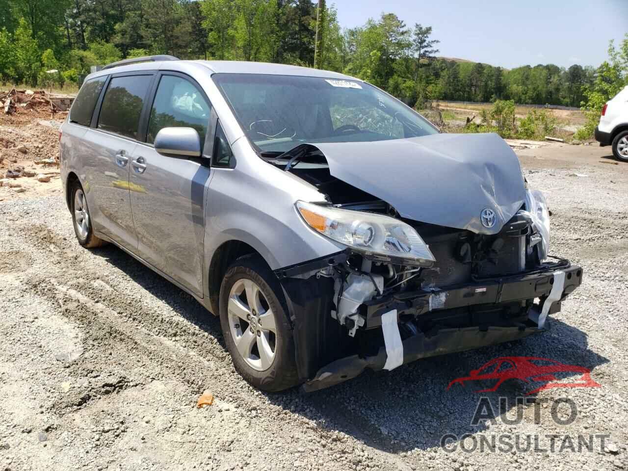 TOYOTA SIENNA 2015 - 5TDKK3DC9FS557441