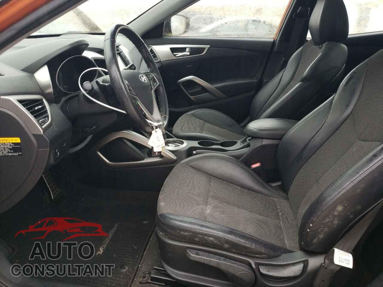 HYUNDAI VELOSTER 2013 - KMHTC6AD2DU086009