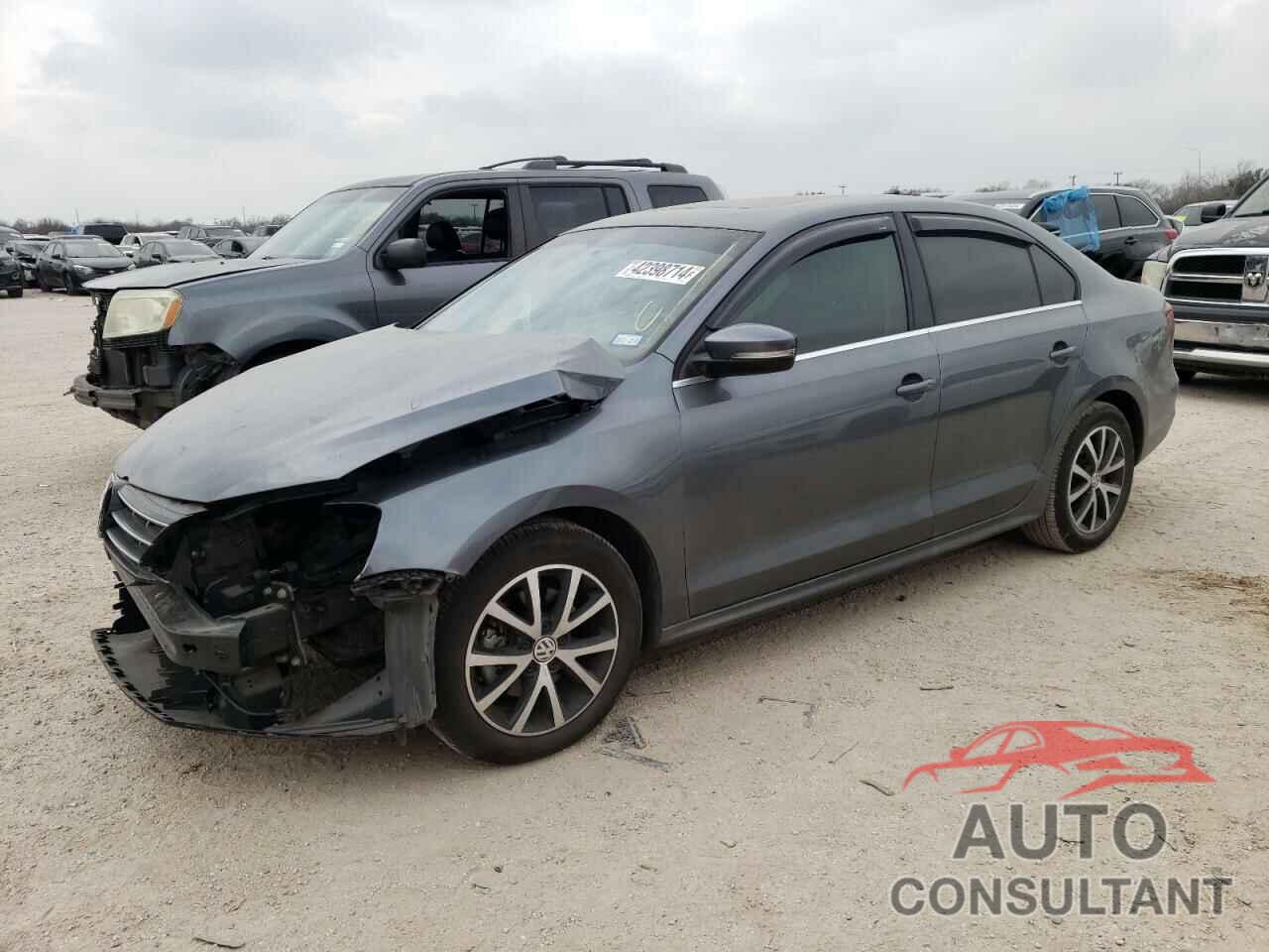 VOLKSWAGEN JETTA 2018 - 3VWDB7AJ7JM205239