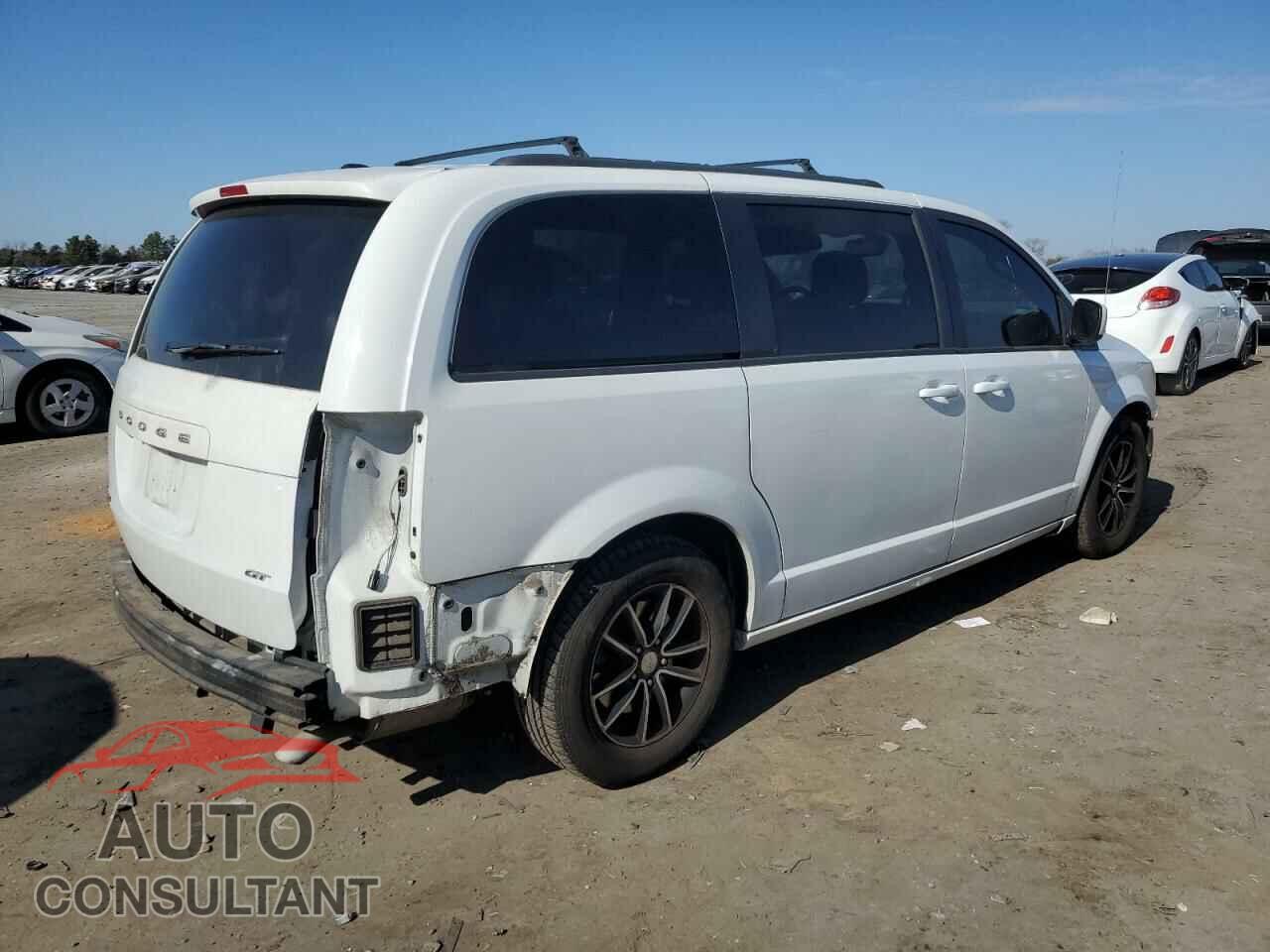 DODGE CARAVAN 2018 - 2C4RDGEG1JR336418